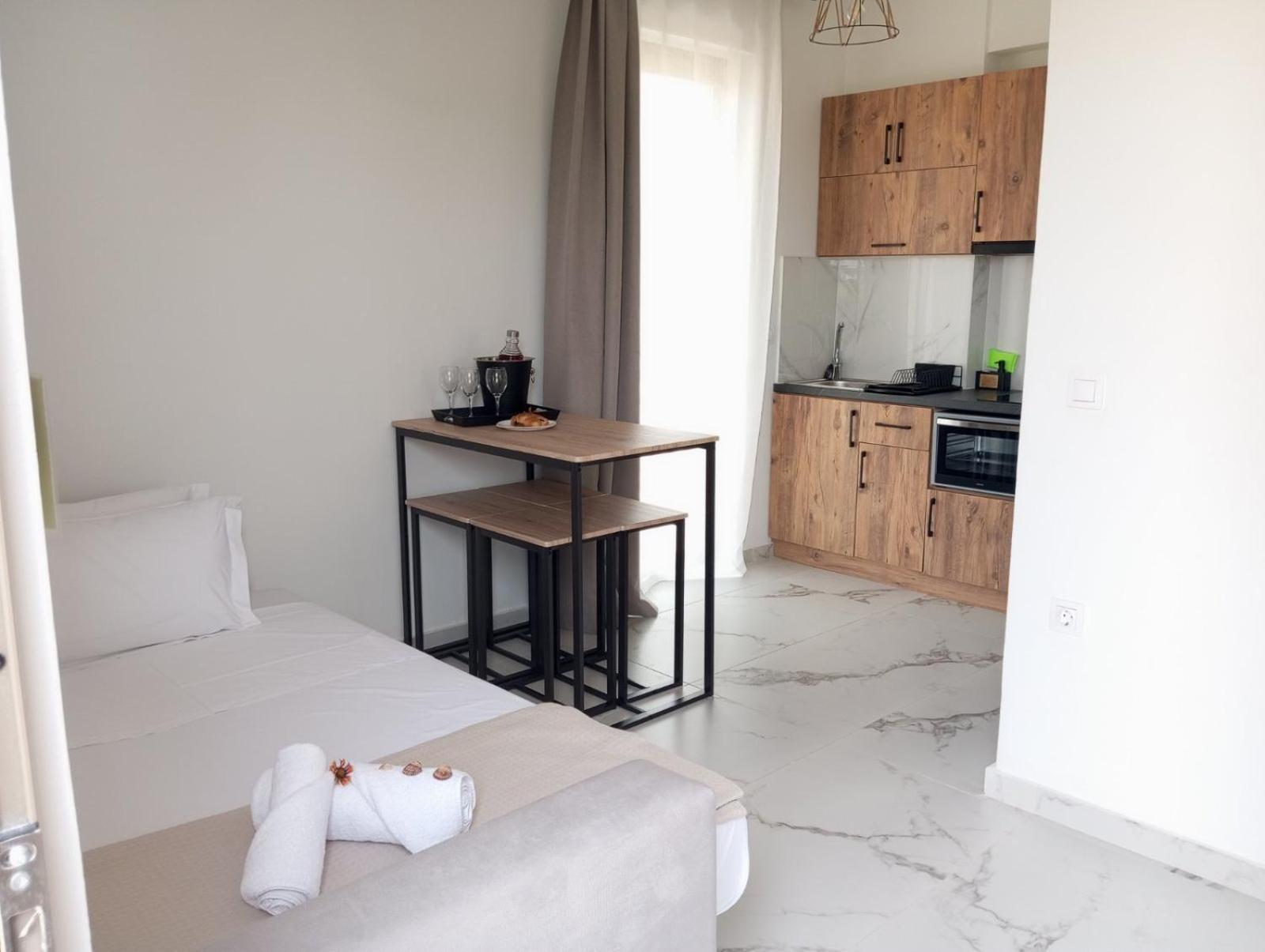 Three Charites Resort 지아로바 외부 사진