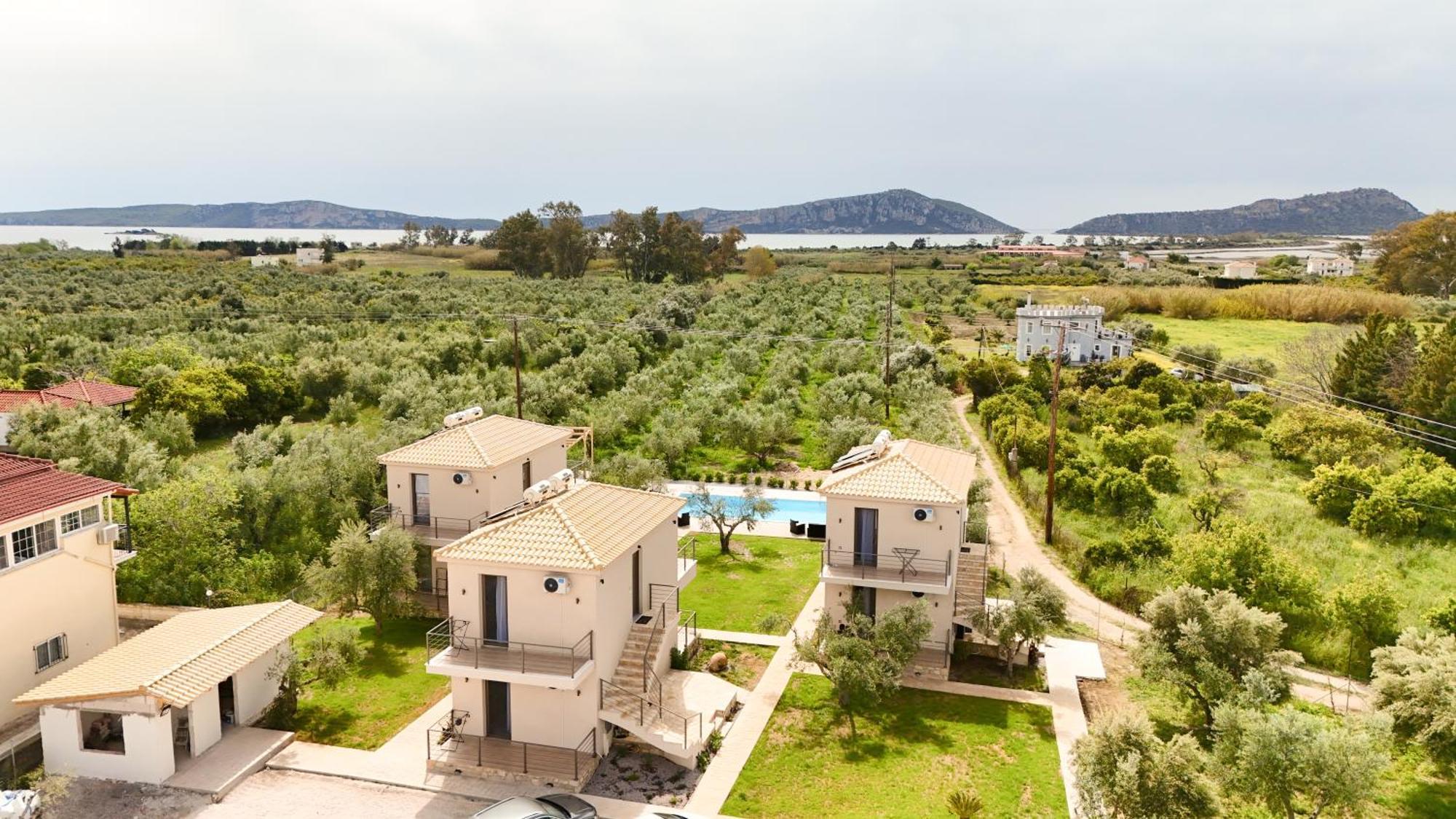 Three Charites Resort 지아로바 외부 사진